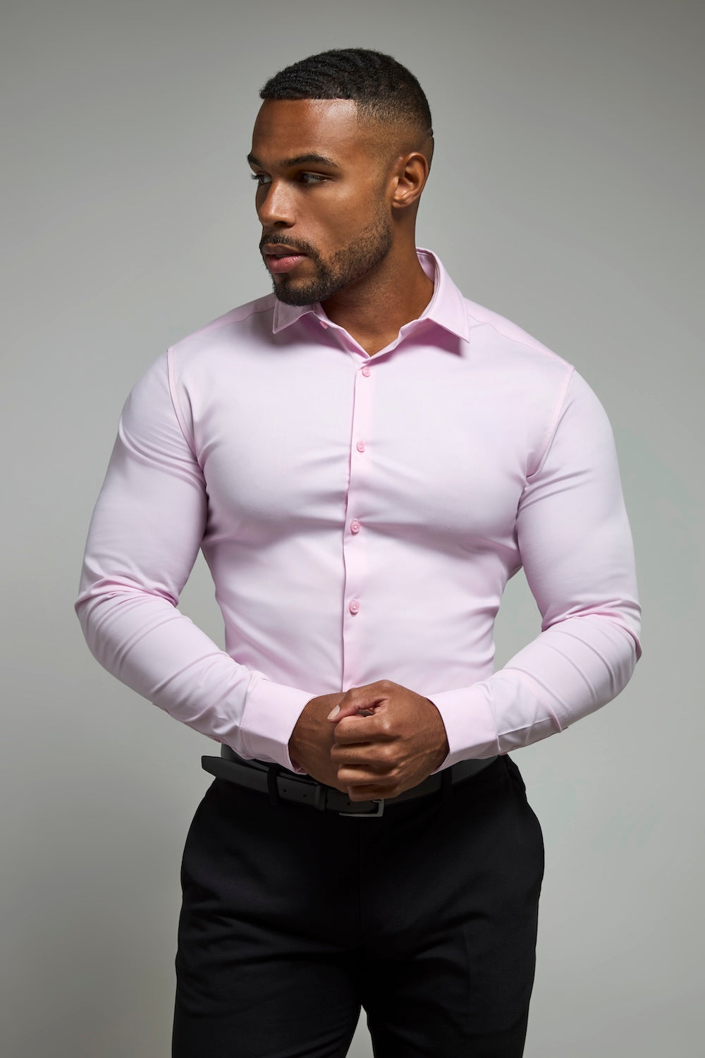 Muscle Fit Dress Shirt in Pink