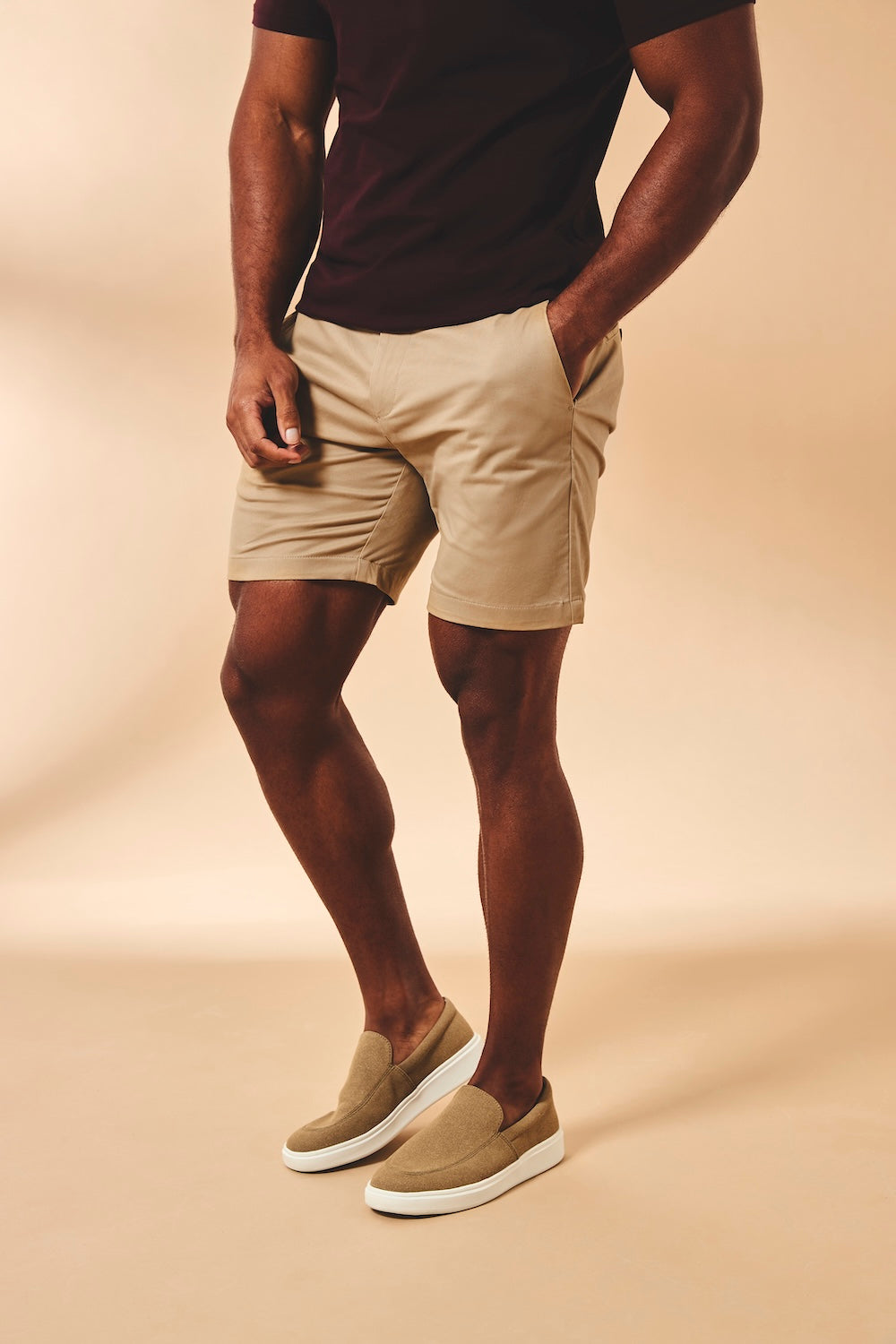 Muscle Fit Stretch Chino Shorts in Stone