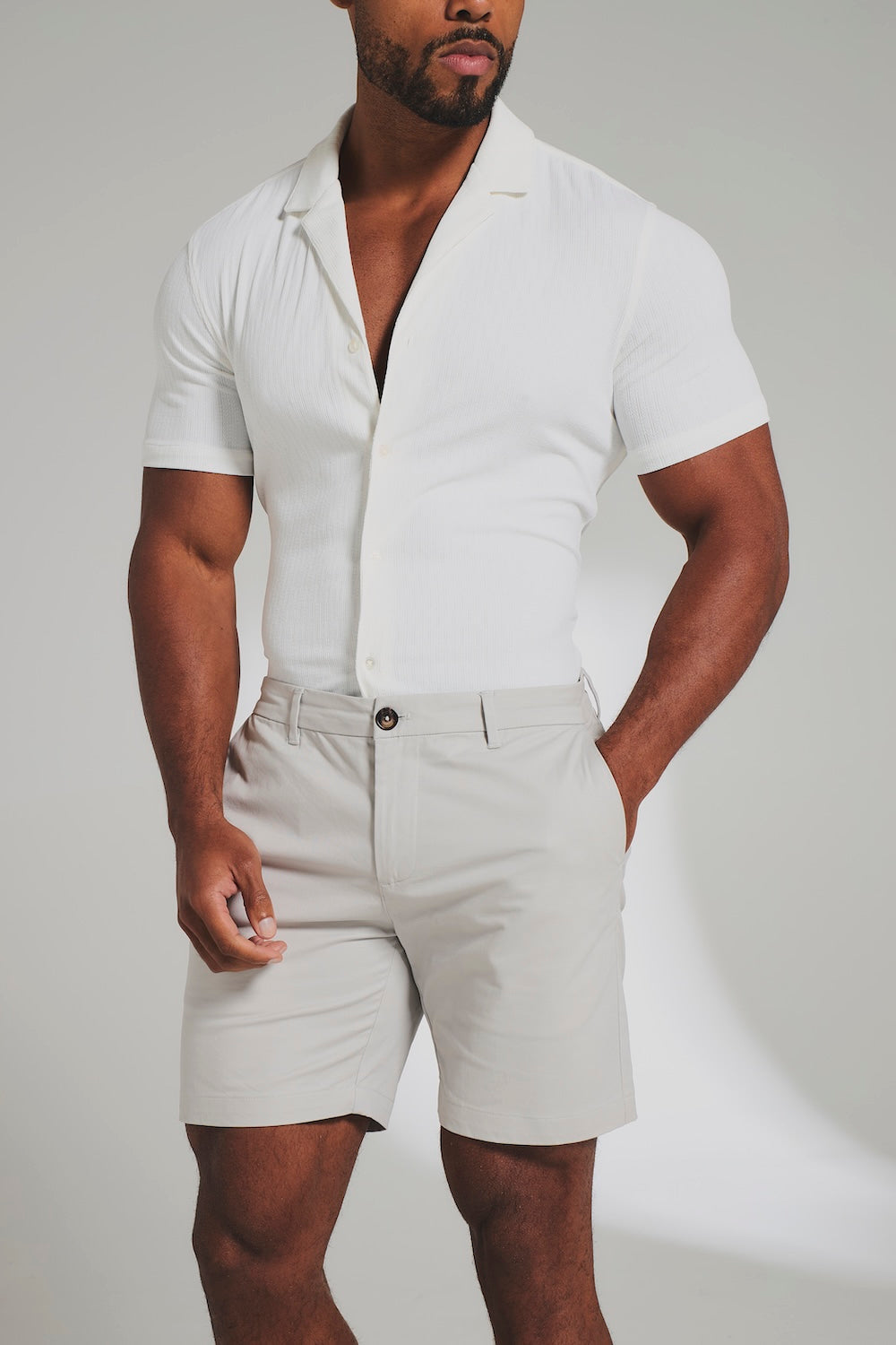 Muscle Fit Stretch Chino Shorts in Dove Grey