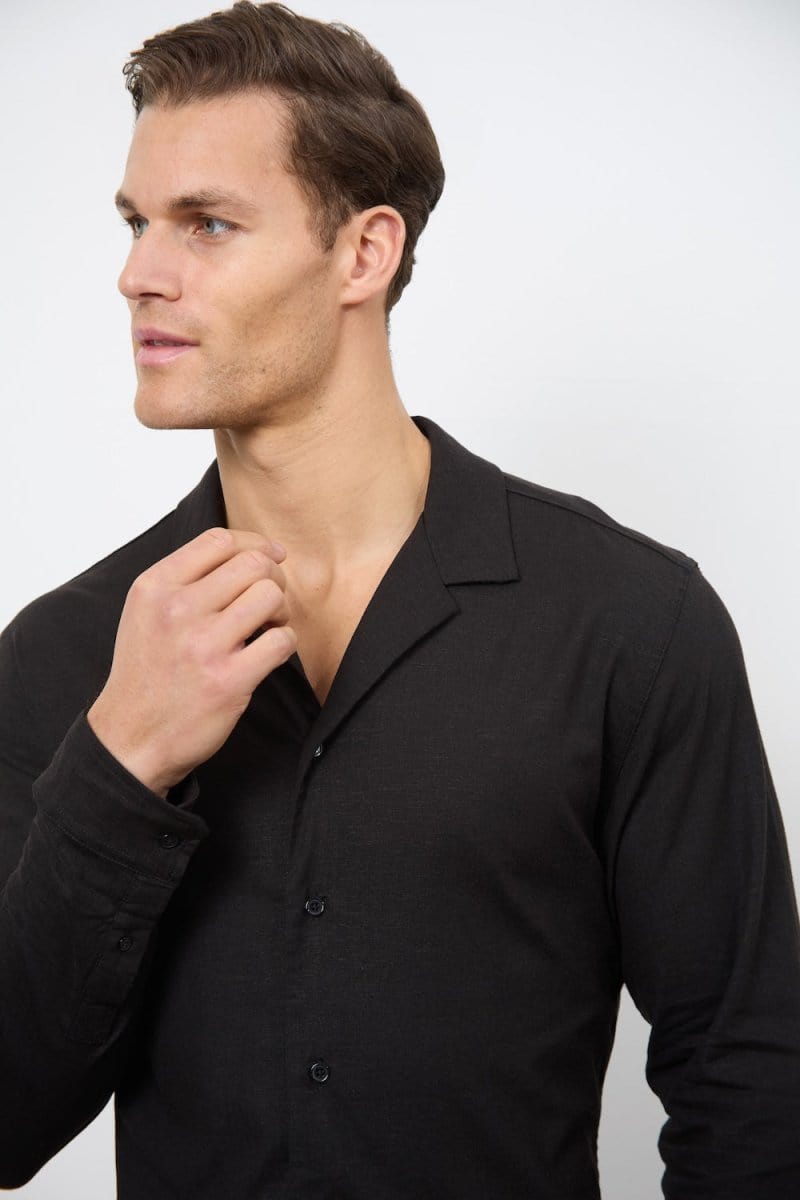 Linen Blend Cuban Collar Shirt in Black - TAILORED ATHLETE - ROW