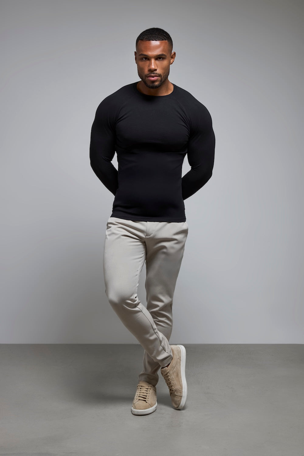 Muscle Fit Long Sleeve T-Shirt in Black