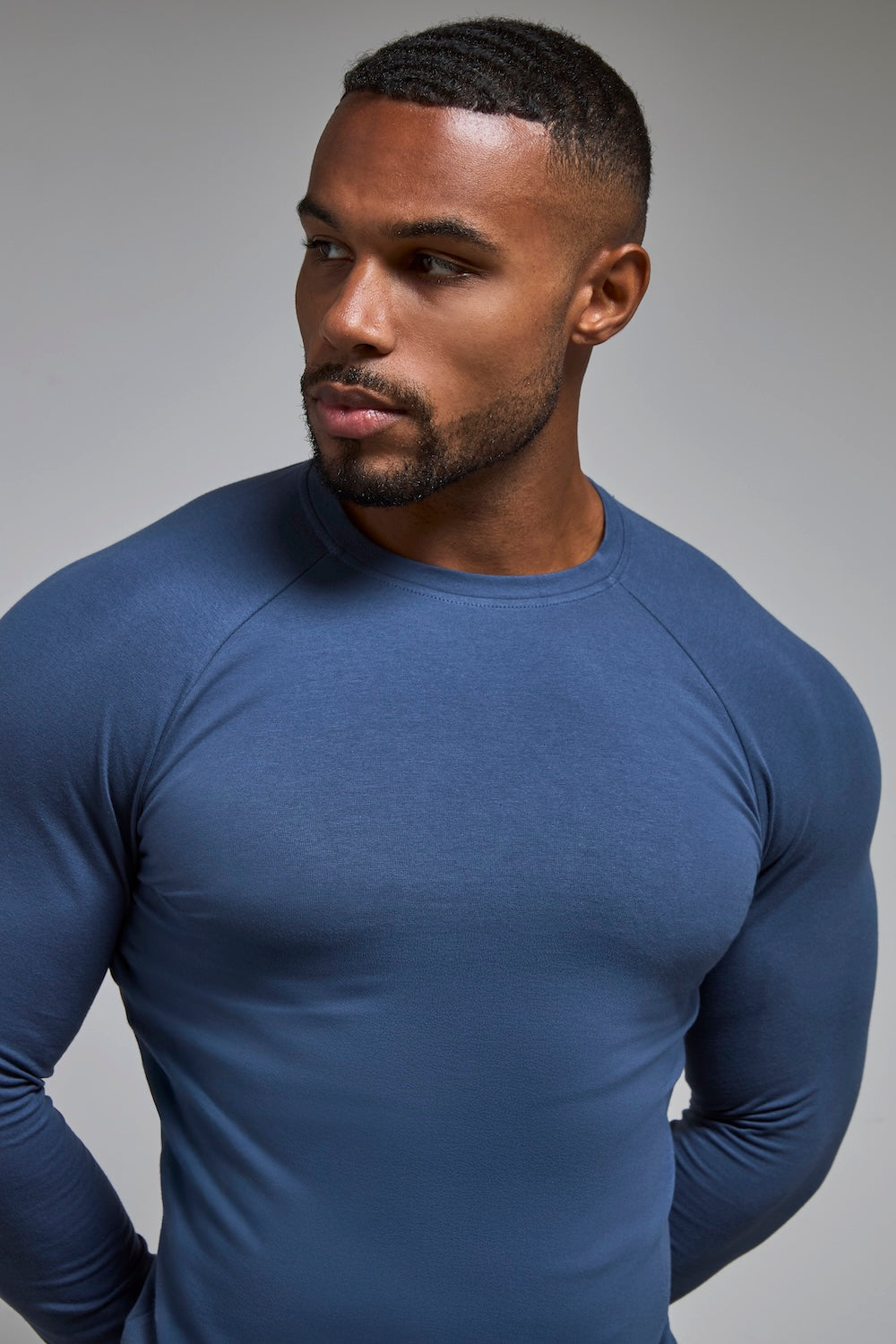 Muscle Fit Long Sleeve T-Shirt in Stone Blue