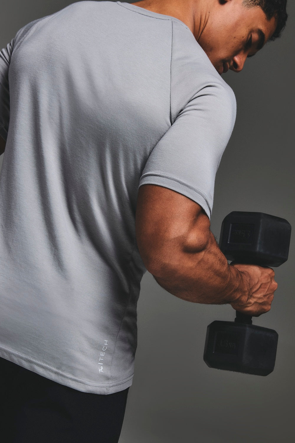 Essential Training Top in Mid Grey