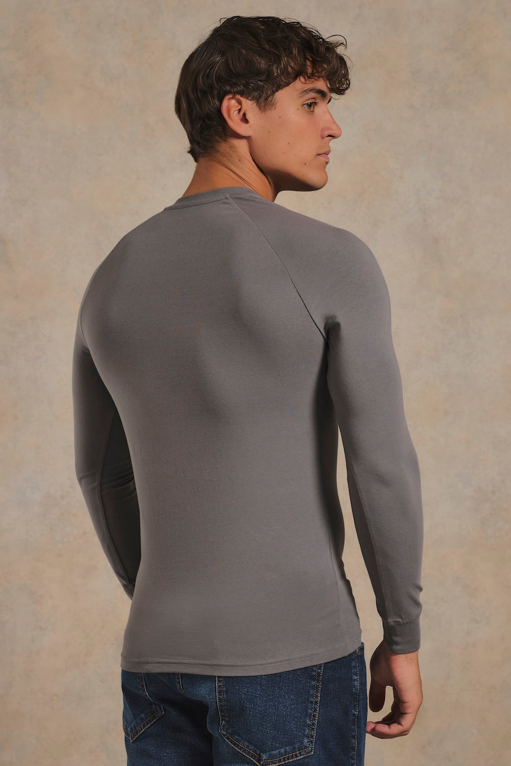 Muscle Fit Signature Long Sleeve T-Shirt in Charcoal