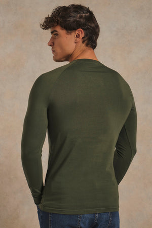 Muscle Fit Signature Long Sleeve T-Shirt in Khaki