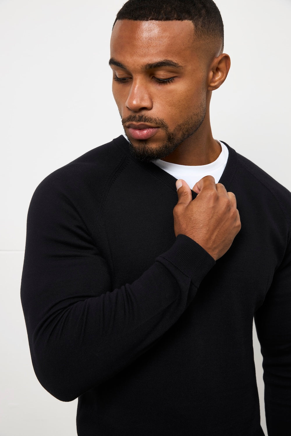 Pure Cotton Knitted V-Neck Jumper in Black