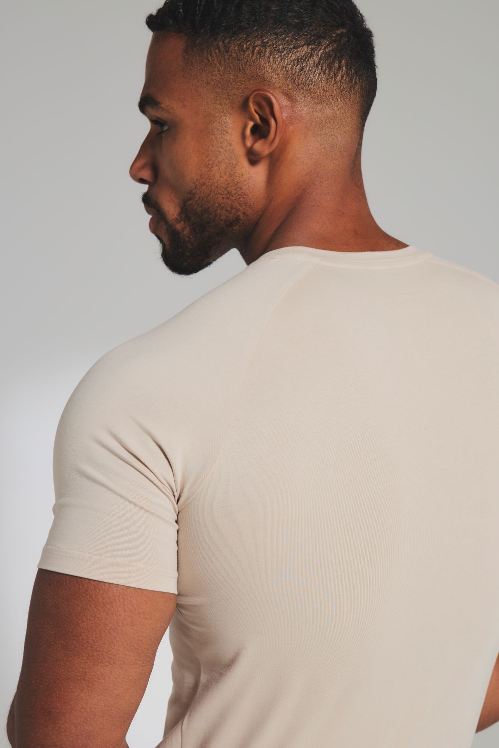 Muscle Fit T-Shirt in Pale Neutral