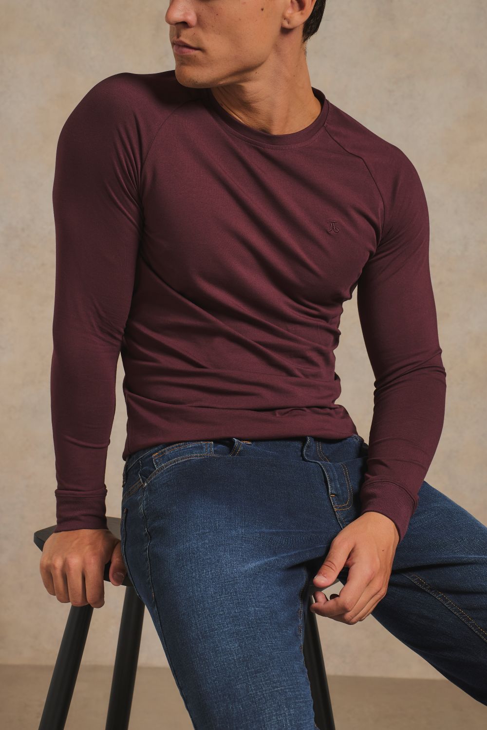 Muscle Fit Signature Long Sleeve T-Shirt in Bordeaux