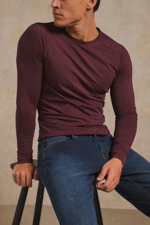 Muscle Fit Signature Long Sleeve T-Shirt in Bordeaux