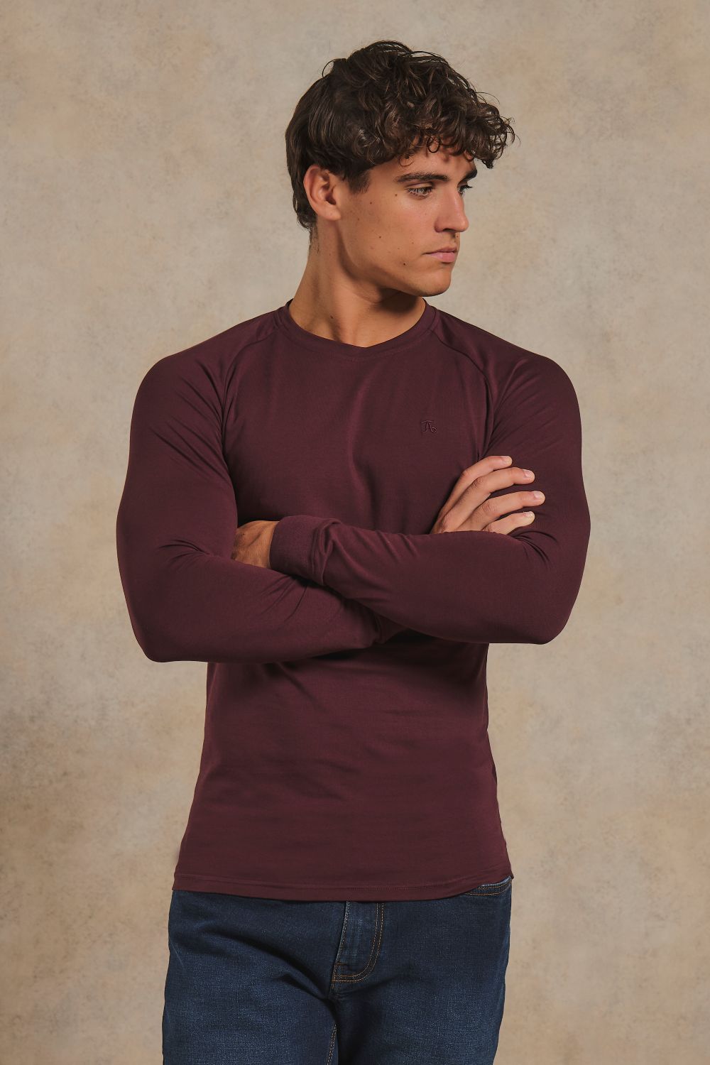 Muscle Fit Signature Long Sleeve T-Shirt in Bordeaux