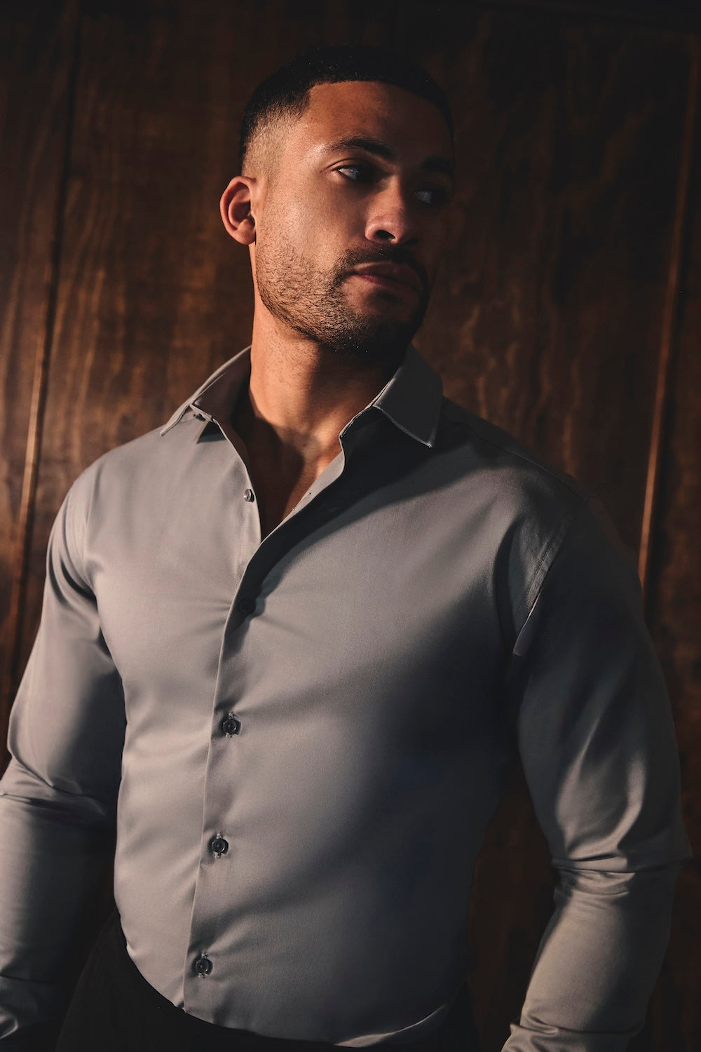 Muscle Fit Dress Shirt in Grey