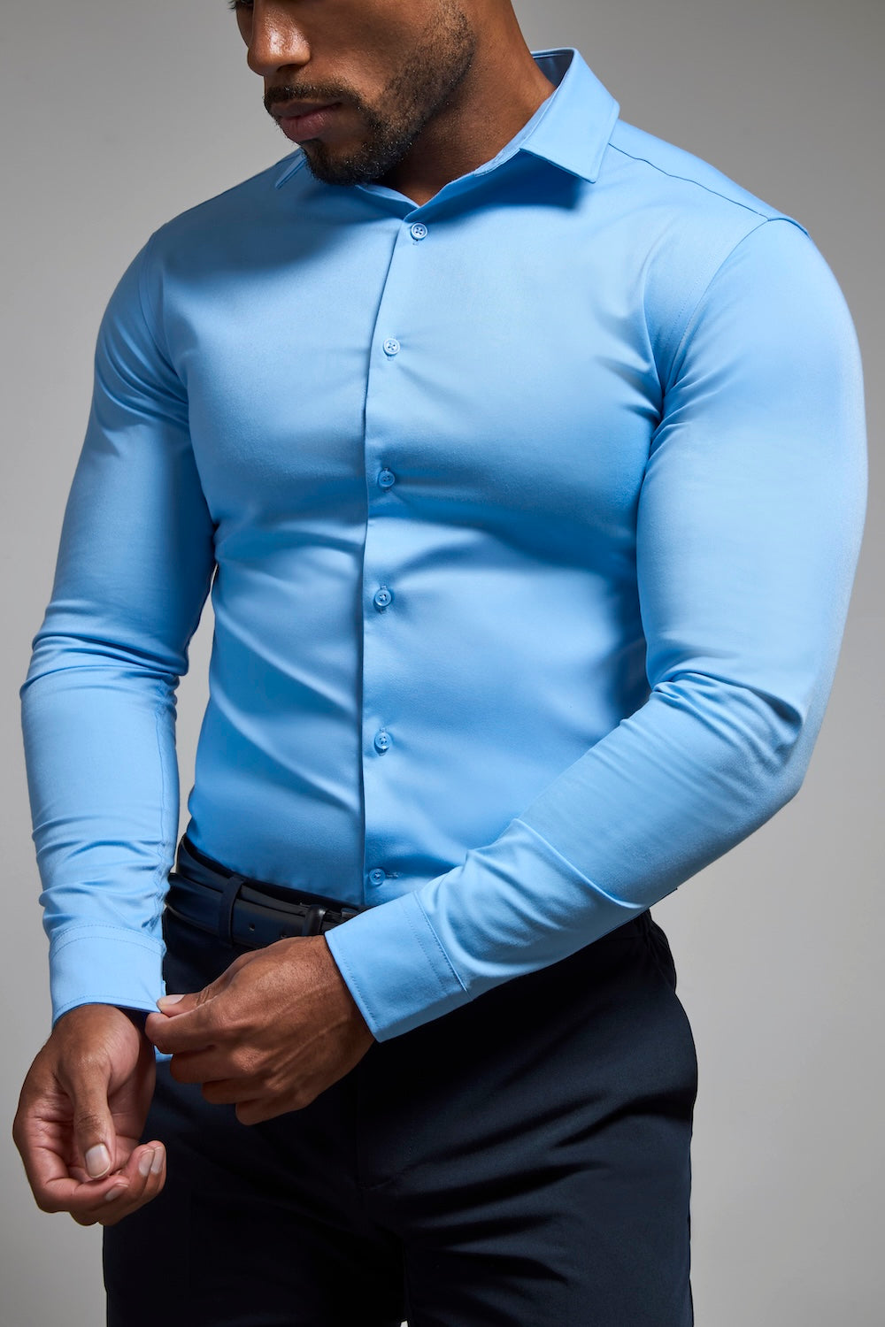 Muscle Fit Dress Shirt in Mid Blue