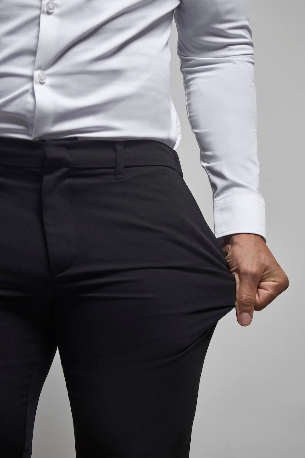 Muscle Fit Essential Trousers in Black