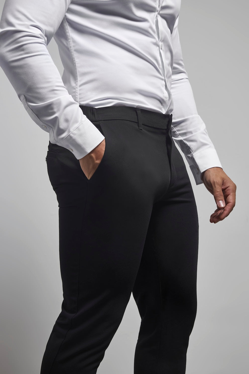 Muscle Fit Essential Trousers in Black