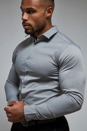 Muscle Fit Dress Shirt in Grey