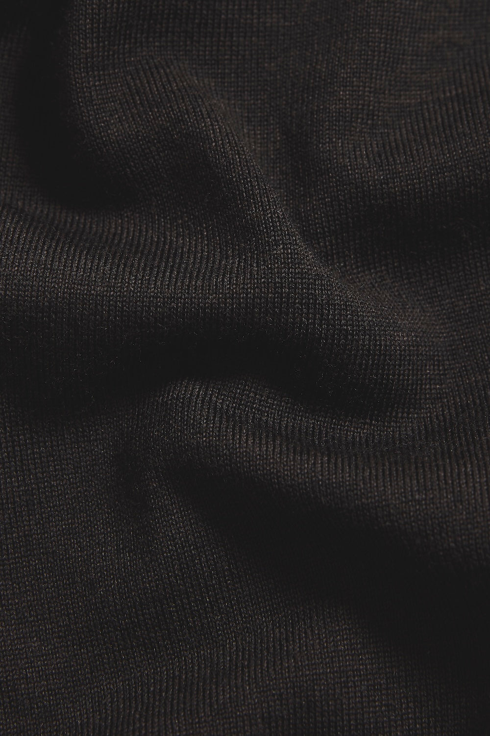 Extra Fine Merino Wool Crew Neck Jumper in Bitter Chocolate