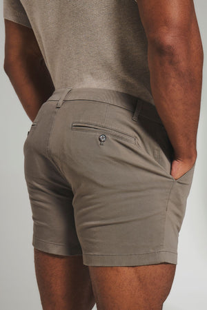 Muscle Fit Stretch Chino Shorts - Shorter Length in Dark Taupe
