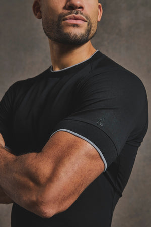 Fine Tipped T-Shirt in Black and Graphite