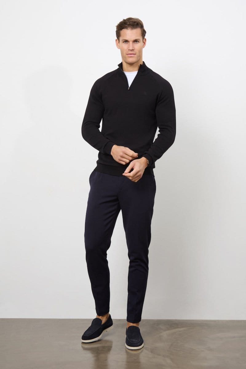Half Zip Neck in Black - TAILORED ATHLETE - ROW