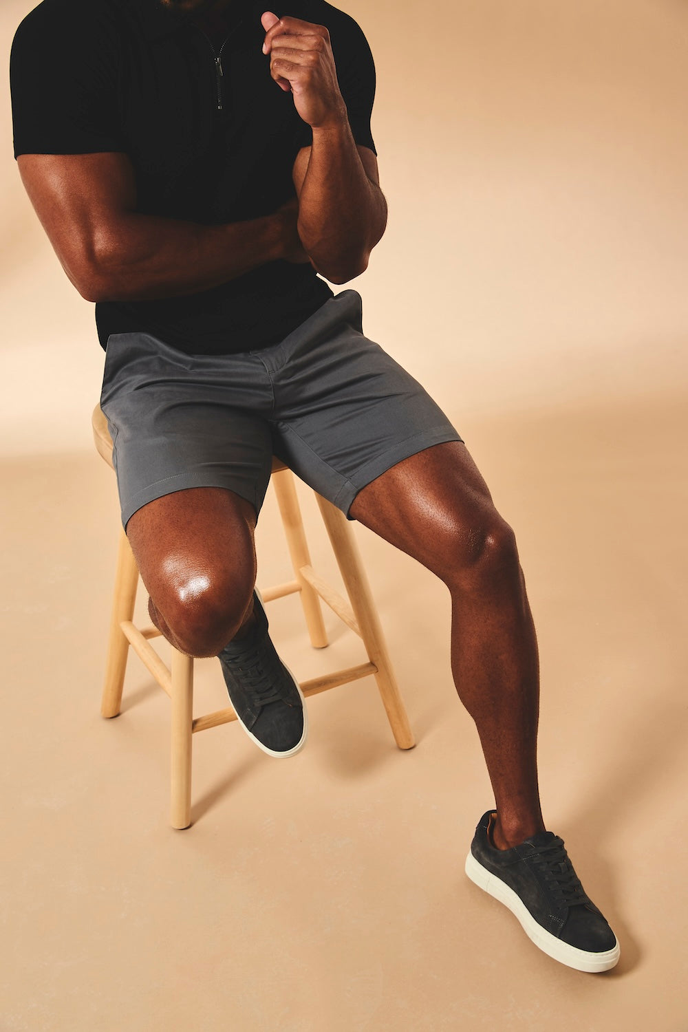 Muscle Fit Stretch Chino Shorts in Dark Pewter