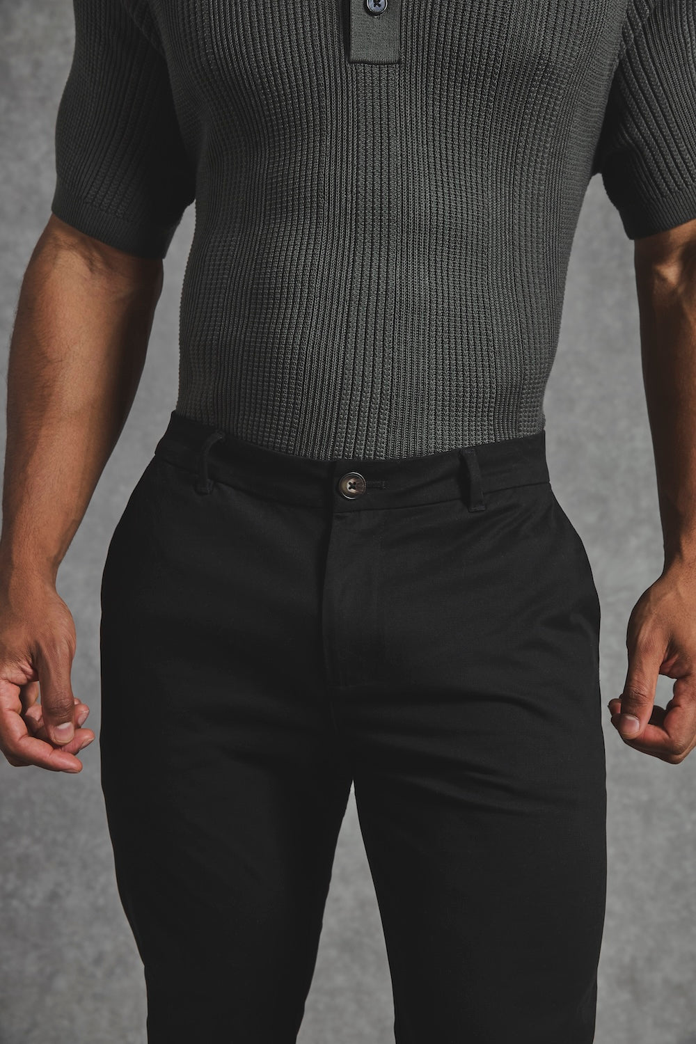 Muscle Fit Cotton Stretch Chino Trouser in Black