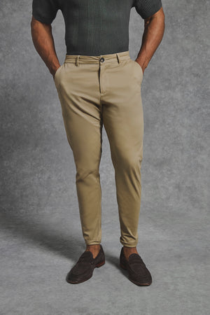 Muscle Fit Cotton Stretch Chino Trouser in Dark Stone