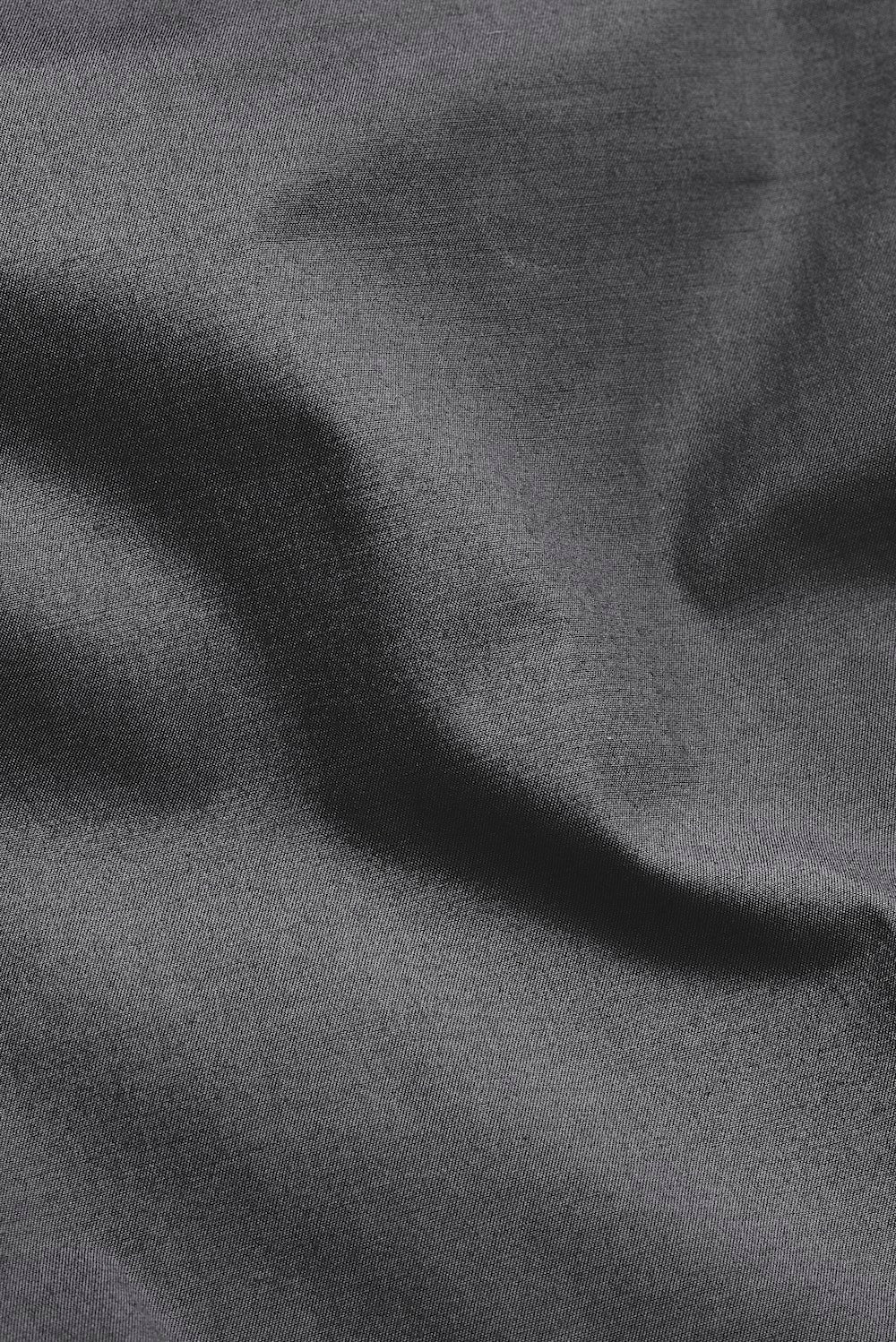 Muscle Fit Short Sleeve Signature Shirt in Grey