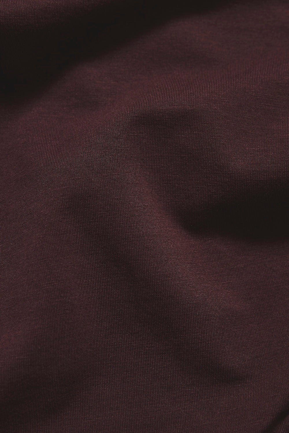 Muscle Fit T-Shirt in Bordeaux