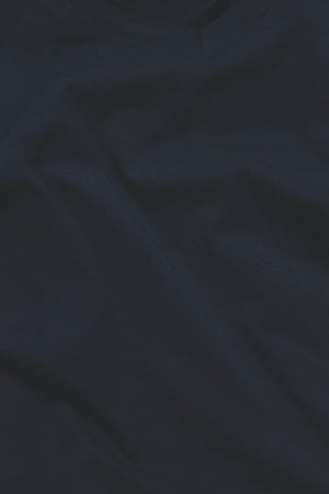Muscle Fit V-Neck in Navy