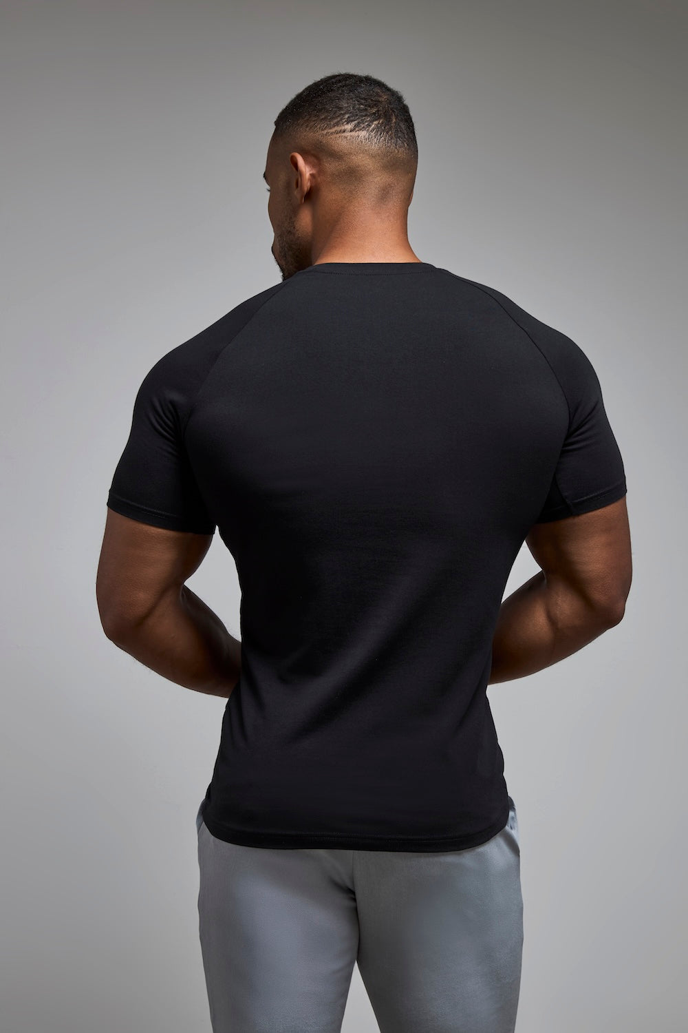 Muscle Fit T-Shirt in Black