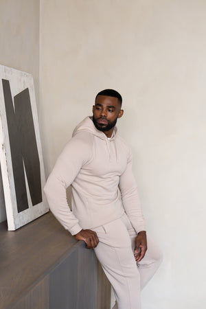 Interlock Hoodie Sweat in Stone
