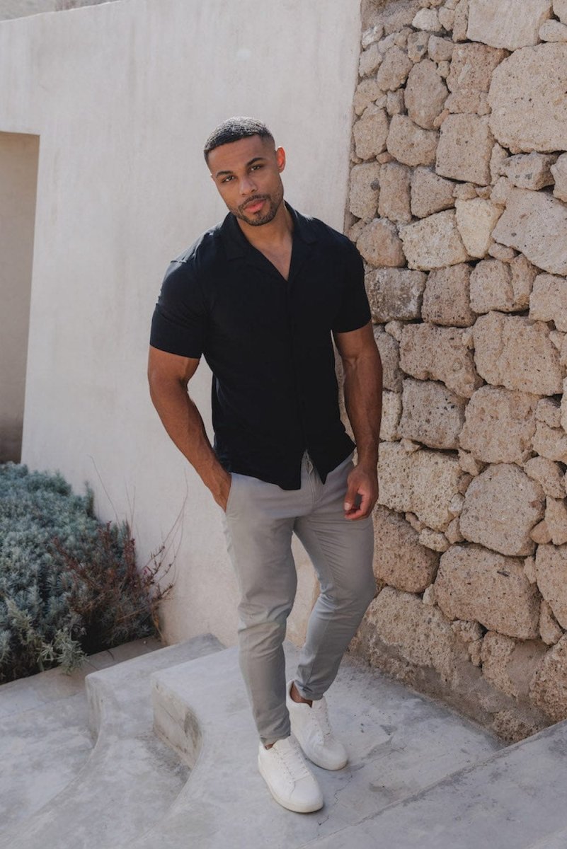 Muscle Fit Short Sleeve Viscose Shirt in Black - TAILORED ATHLETE - ROW