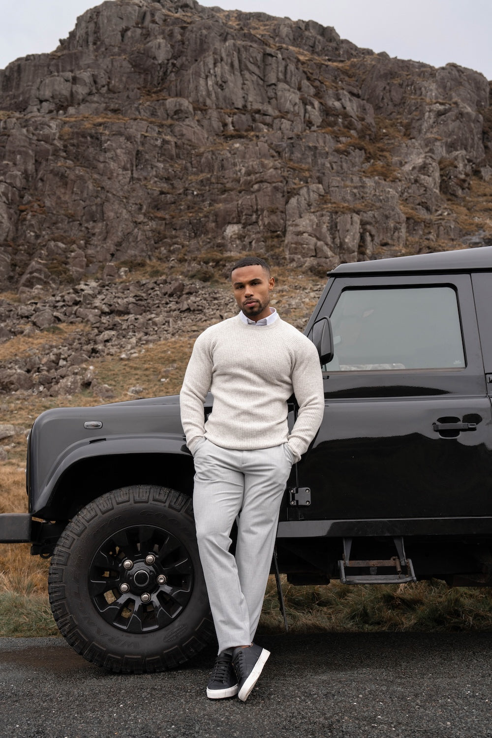 Fisherman Crew Neck Jumper in Soft Grey