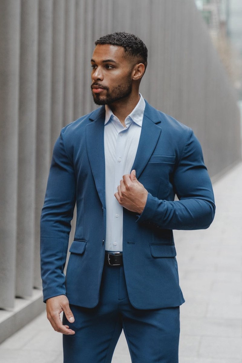 True Muscle Fit Tech Suit Jacket in Navy - TAILORED ATHLETE - ROW