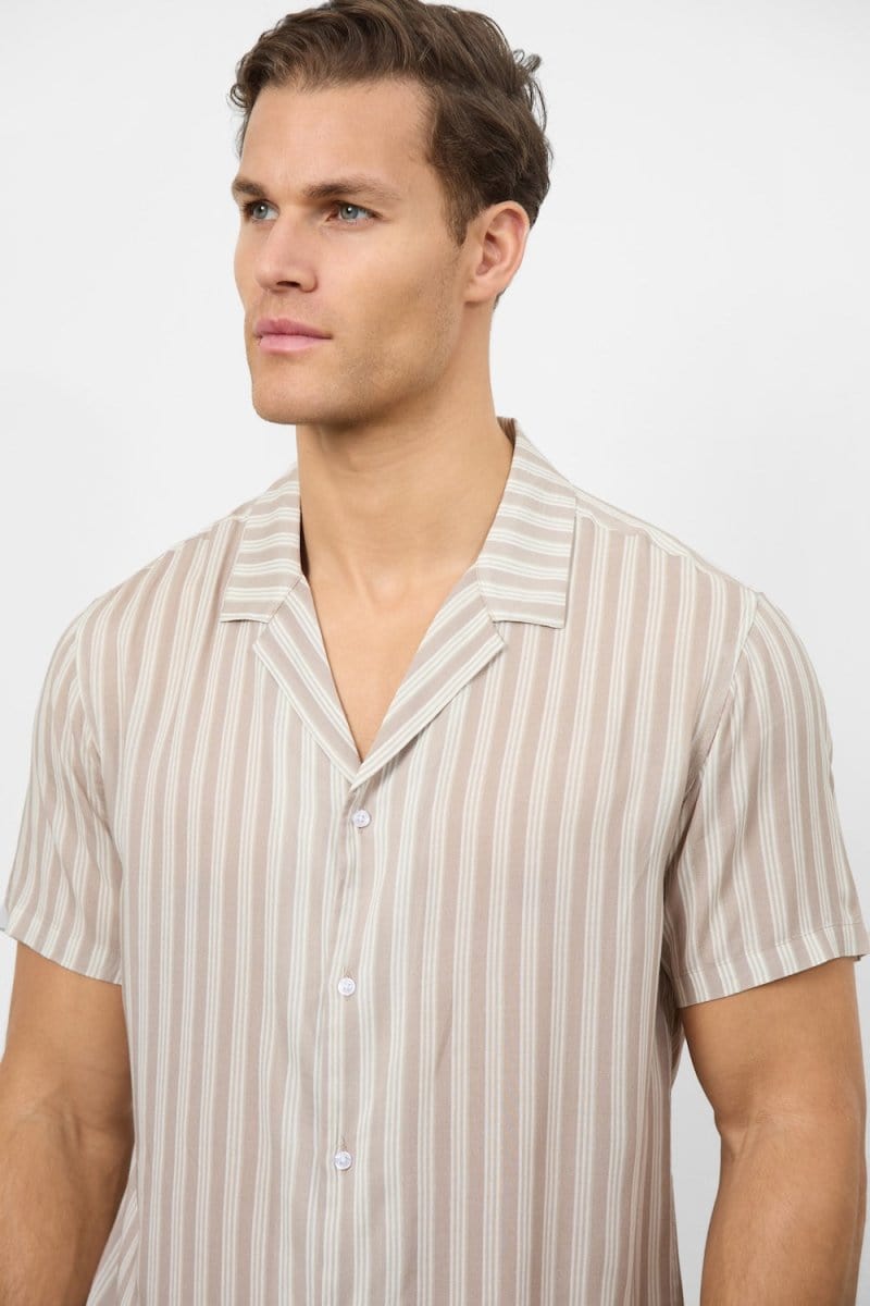 Printed Shirt in Stone Retro Stripe - TAILORED ATHLETE - ROW