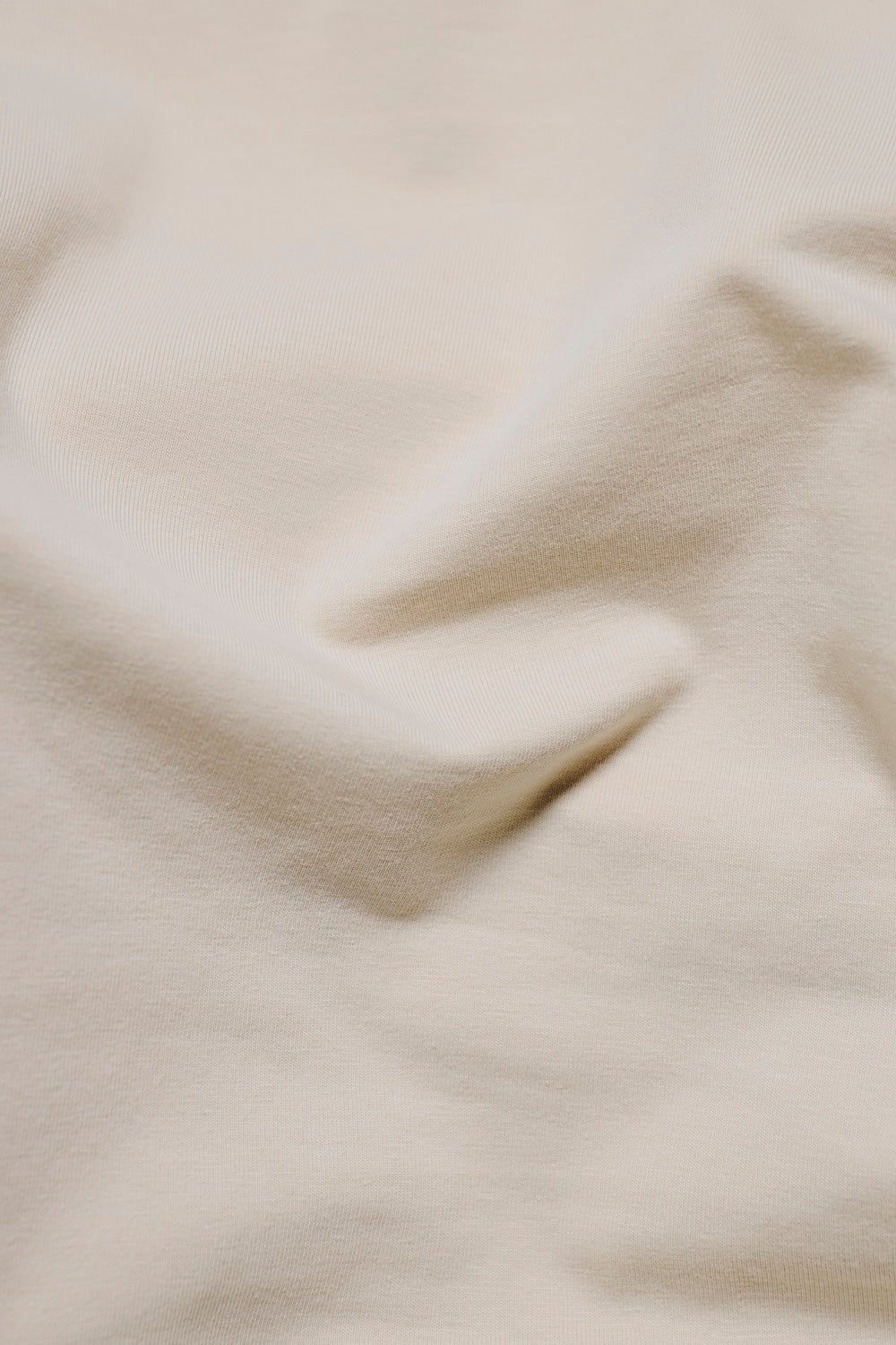 Fine Tipped T-Shirt in Alabaster and White