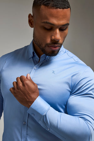 Muscle Fit Signature Shirt in Mid Blue