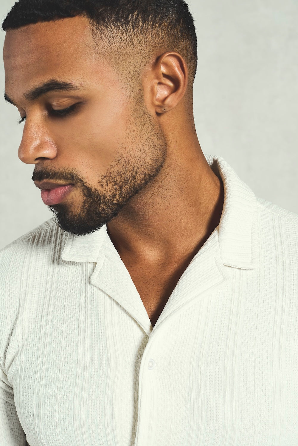 Stripe Patterned Cuban Collar Shirt in Ecru