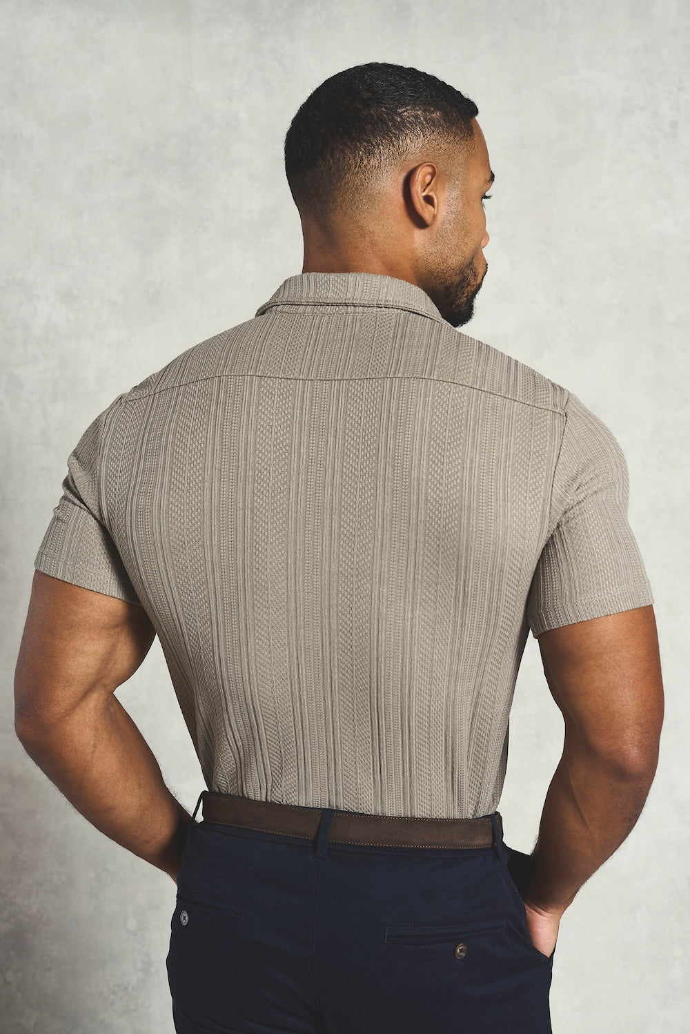 Stripe Patterned Cuban Collar Shirt in Dark Putty