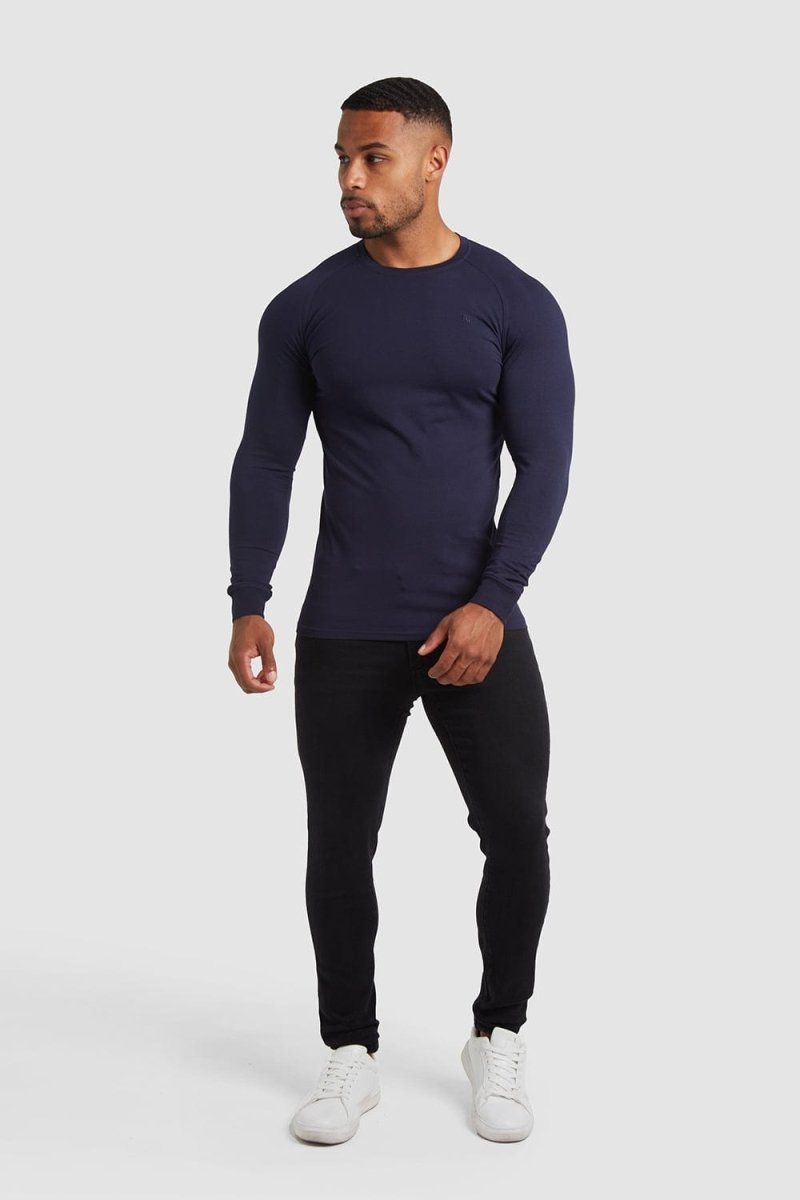Muscle Fit T-Shirt in Navy - TAILORED ATHLETE - ROW