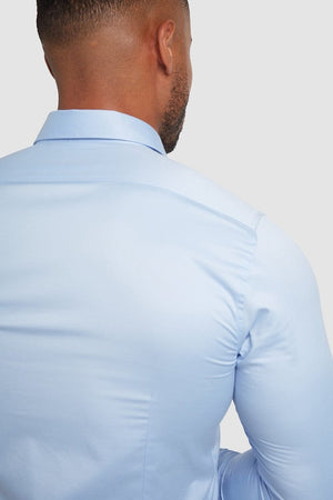 Muscle Fit Signature Shirt 2.0 in Blue - TAILORED ATHLETE - ROW