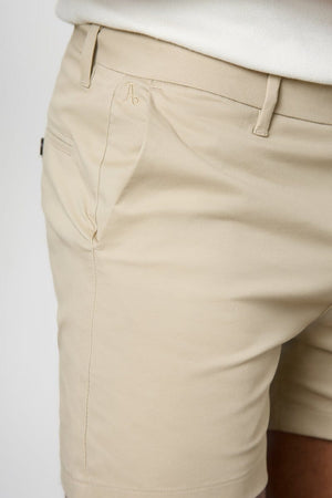 Model wears a size 34W for a looser fit (31" waist, 31" inside leg)