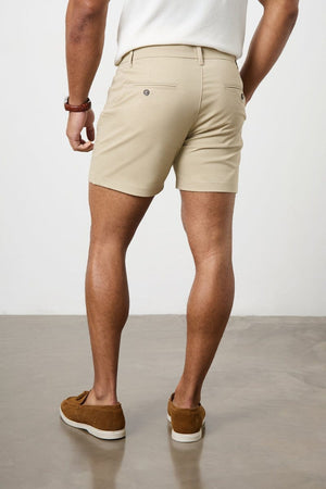 Model wears a size 34W for a looser fit (31" waist, 31" inside leg)