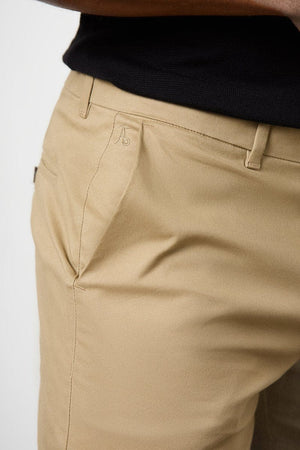 Model is 5'11 and wears size W34 for a looser fit (31" waist, 31" inside leg)