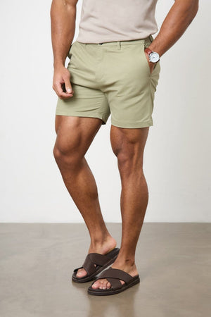 Model is 5'11 and wears size W34 for a looser fit (31" waist, 31" inside leg)