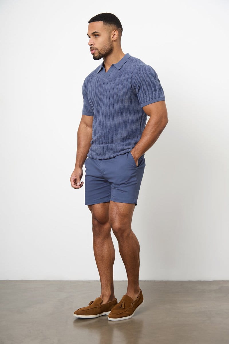 Model wears a size 34W for a looser fit (31" waist, 31" inside leg)