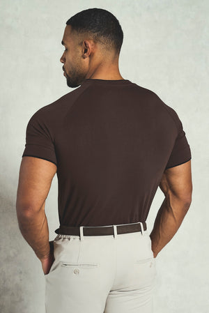 Fine Tipped T-Shirt in Chocolate and Black