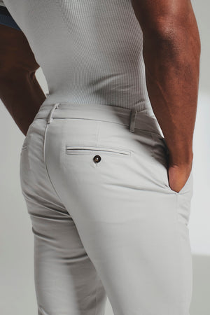 Muscle Fit Cotton Stretch Chino Trouser in Dove Grey