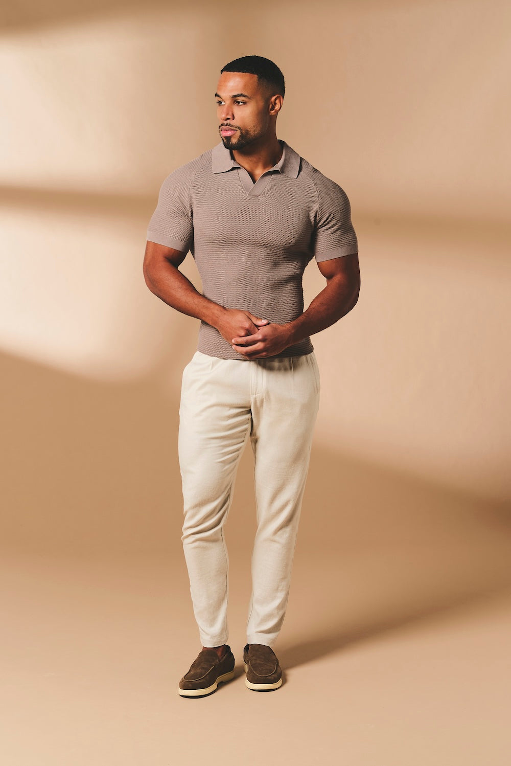 Textured Knitted Open Collar Polo Shirt in Mink