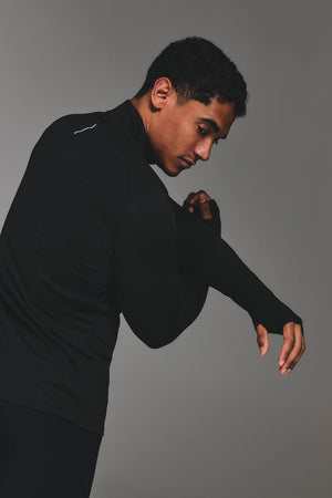 Training Quarter Zip in Black
